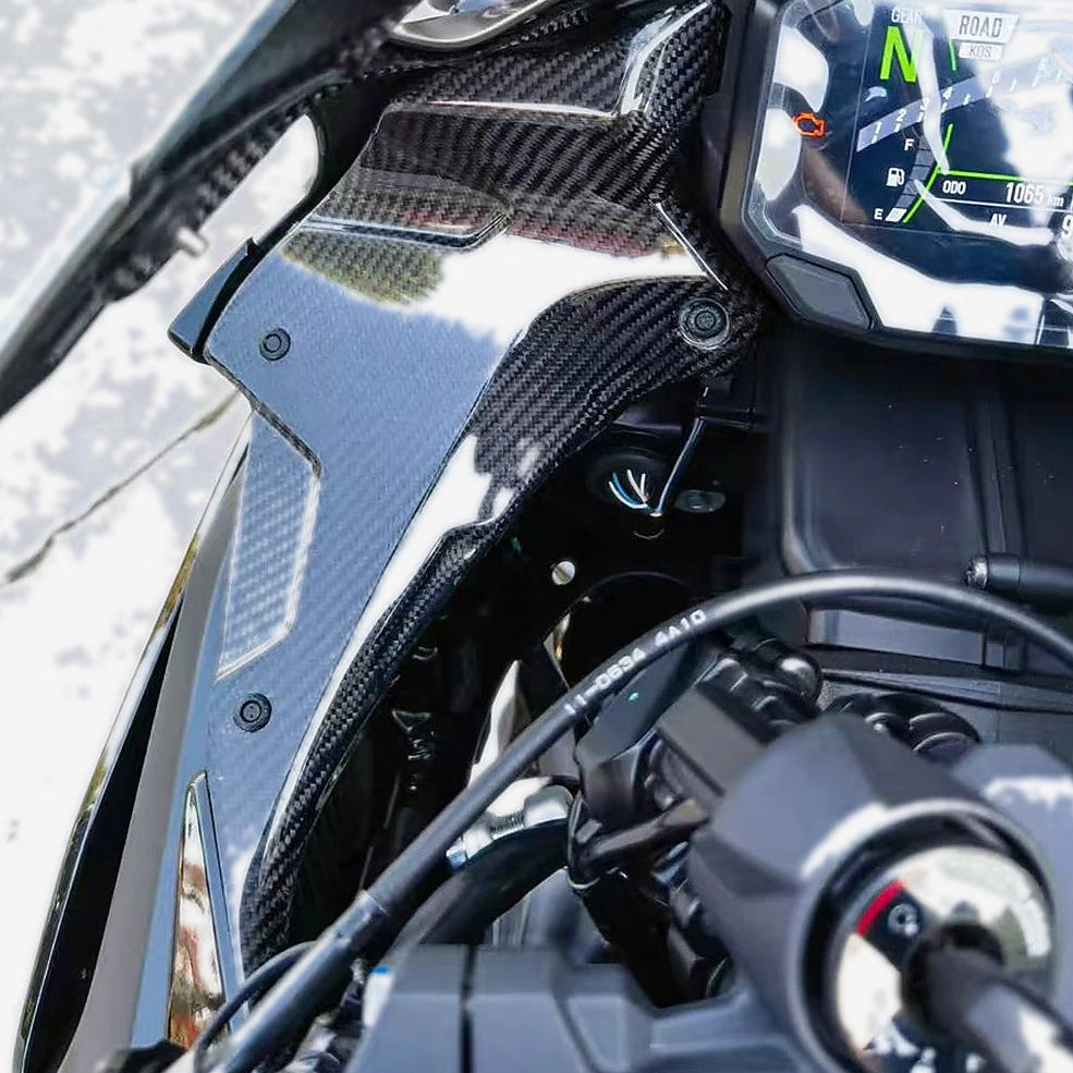 Carbon Fiber Instrument Cover Set – Kawasaki Ninja ZX-6R / 636 (2024–2026)