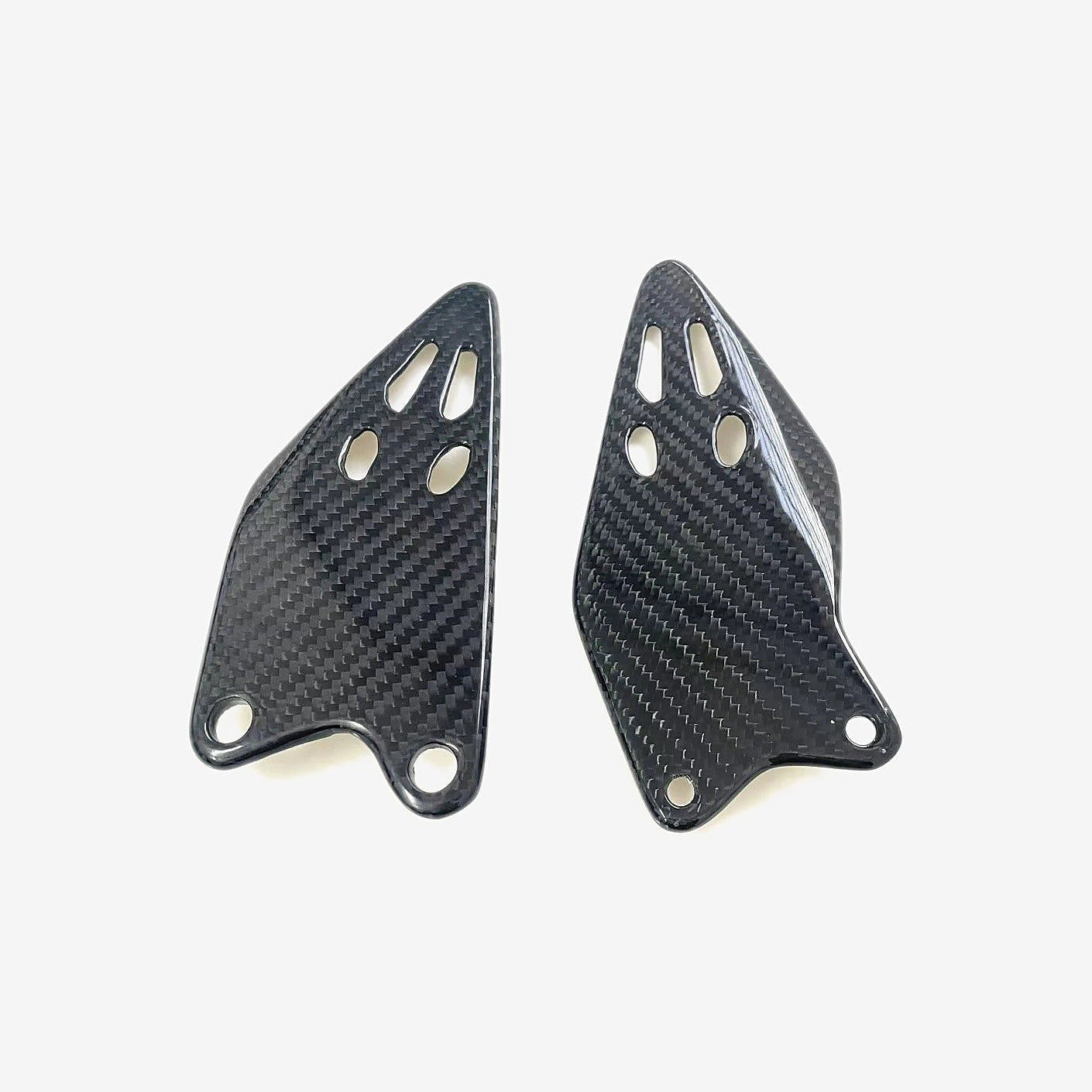 Carbon Fiber Heel Guards – Kawasaki Ninja ZX-6R / 636 (2019–2025)