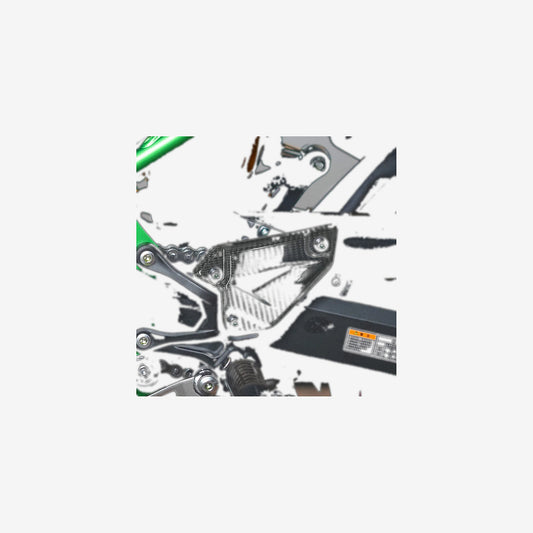 Kawasaki Z900 / Z900 SE Carbon Fiber Heel Guards 2017-2026