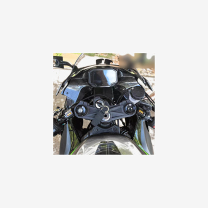 Kawasaki ZX-6R Carbon Fiber Instrument Cover – Left & Right Dash Enclosure (2024-2026)