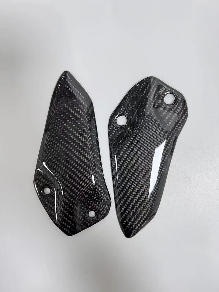 Carbon Fiber Heel Guards – Kawasaki Ninja ZX-4RR (2023–2026)